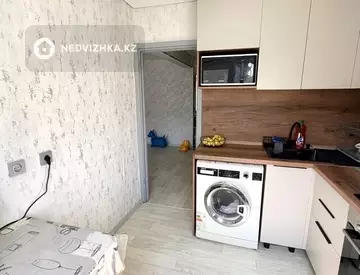 2-комнатная квартира, этаж 2 из 5, 45 м², миниатюра 3