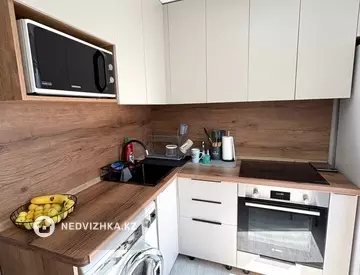 2-комнатная квартира, этаж 2 из 5, 45 м², миниатюра 1