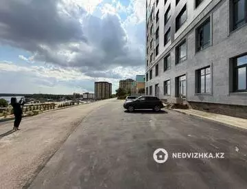 2-комнатная квартира, этаж 12 из 14, 79 м²