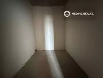 2-комнатная квартира, этаж 12 из 14, 79 м²