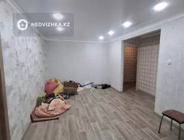 2-комнатная квартира, этаж 3 из 5, 45 м²