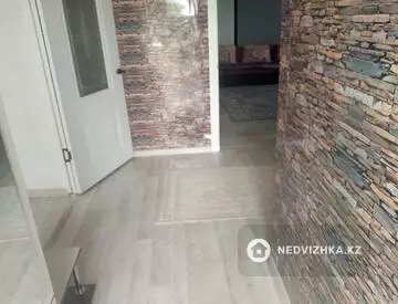 5-комнатная часть дома, 4 соток, 12 м²