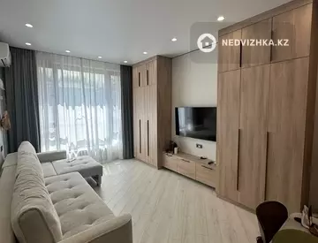 2-комнатная квартира, этаж 2 из 3, 56 м², миниатюра 1