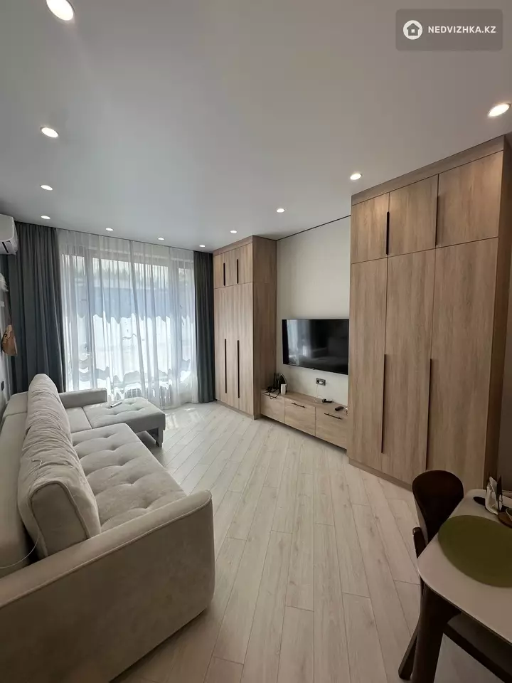 2-комнатная квартира, этаж 2 из 3, 56 м²
