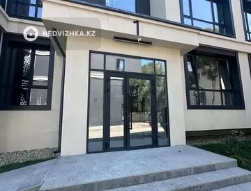 2-комнатная квартира, этаж 2 из 3, 56 м², миниатюра 2