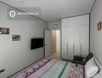 2-комнатная квартира, этаж 2 из 3, 56 м², миниатюра 5