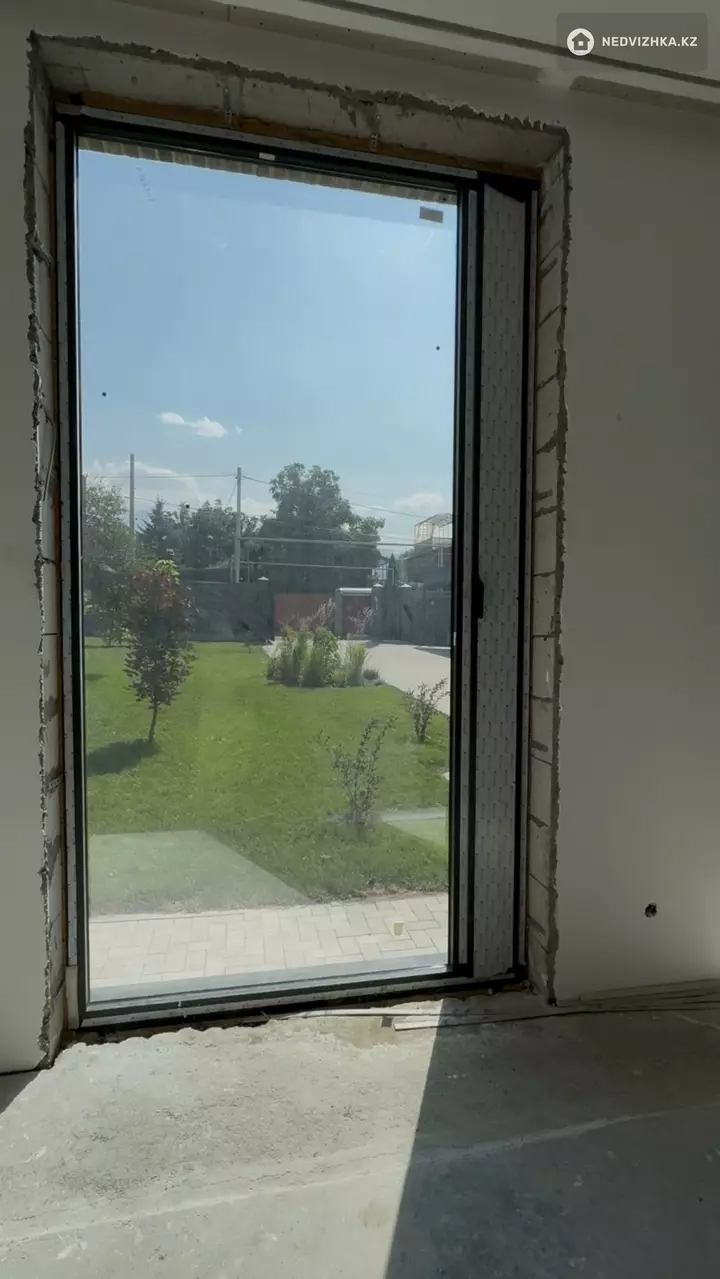 7-комнатный дом, 12.3 соток, 494 м², фотография 4
