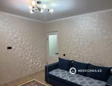 2-комнатная квартира, этаж 2 из 5, 38 м²