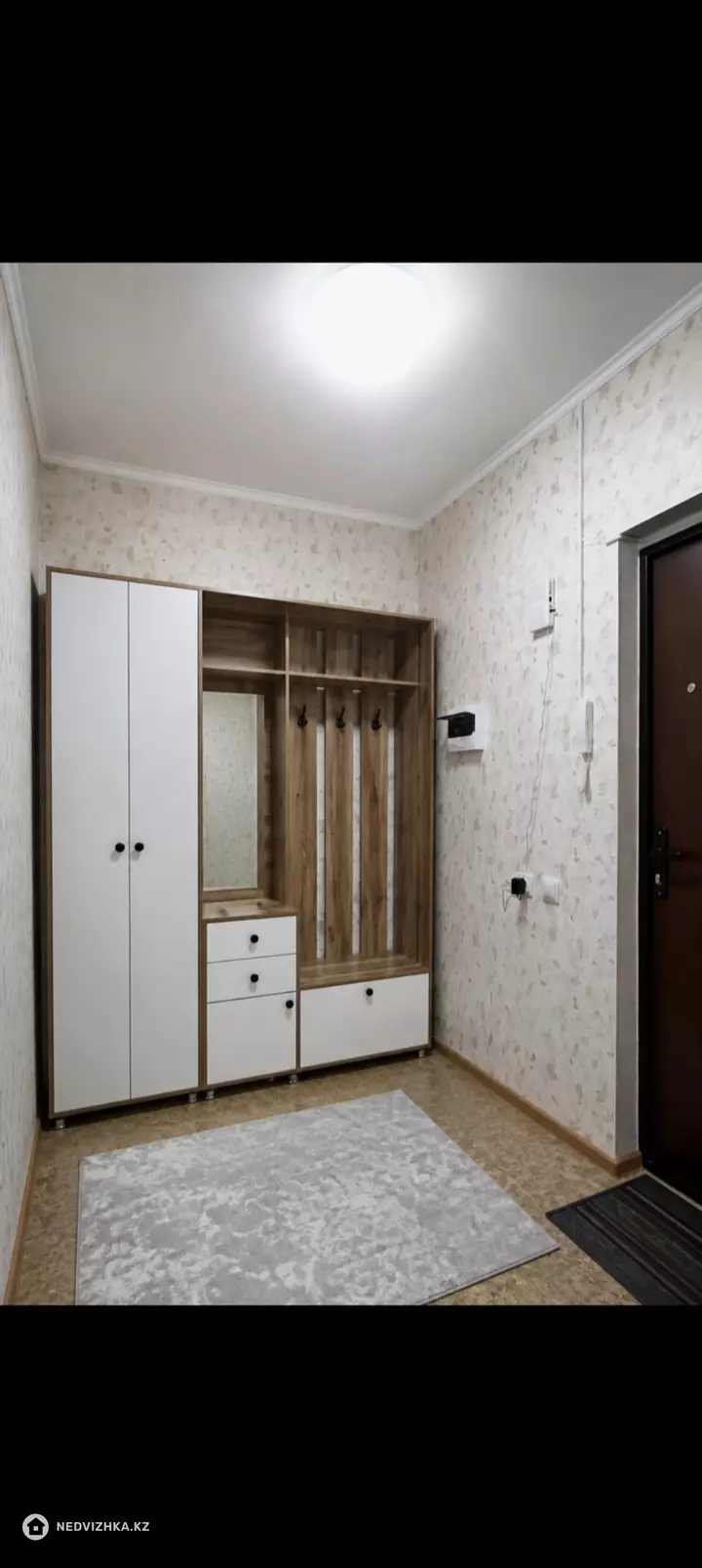 2-комнатная квартира, этаж 3 из 7, 97 м², Посуточно, фотография 4