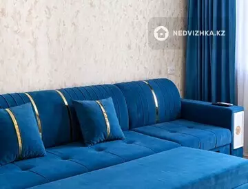 2-бөлмелі пәтер, қабат 3 барлық қабат саны 7, 97 м², Посуточно, 7-нобай