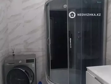 2-комнатная квартира, этаж 12 из 12, 95 м², Посуточно