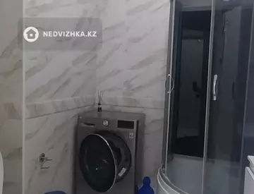 2-комнатная квартира, этаж 12 из 12, 95 м², Посуточно