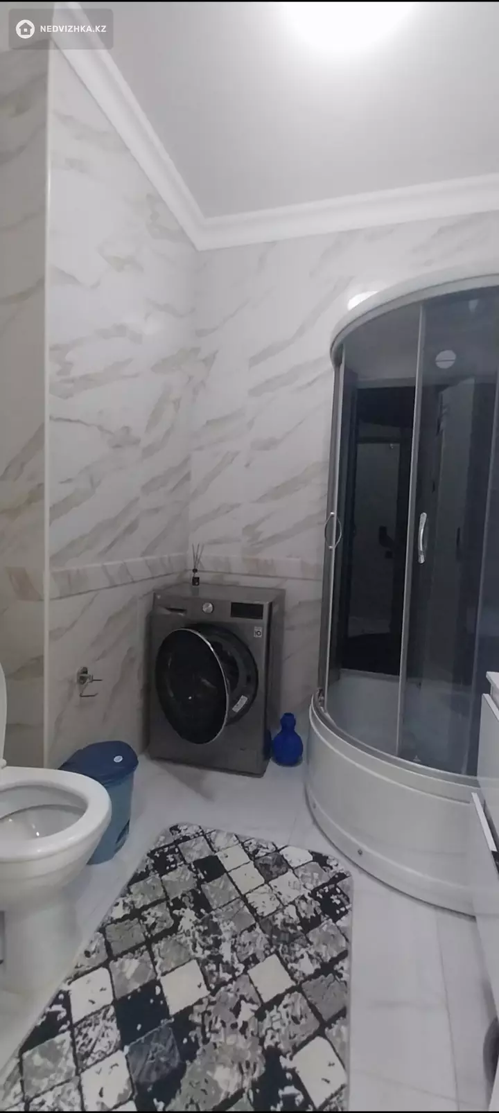 2-комнатная квартира, этаж 12 из 12, 95 м², Посуточно, фотография 2