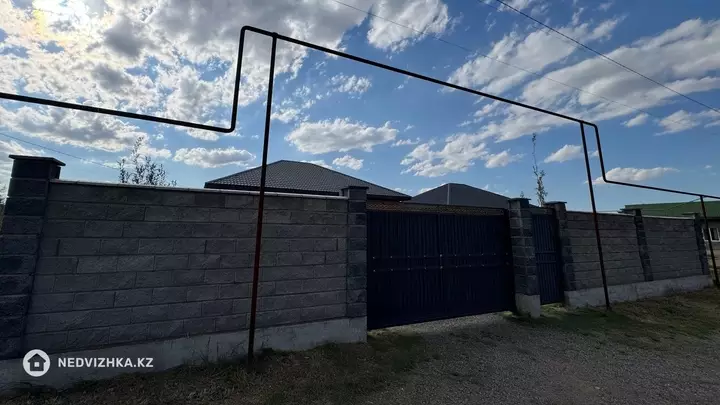 4-комнатный дом, 5 соток, 130 м², фотография 4
