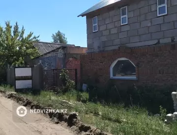 4-комнатная дача, 16 соток, 150 м²