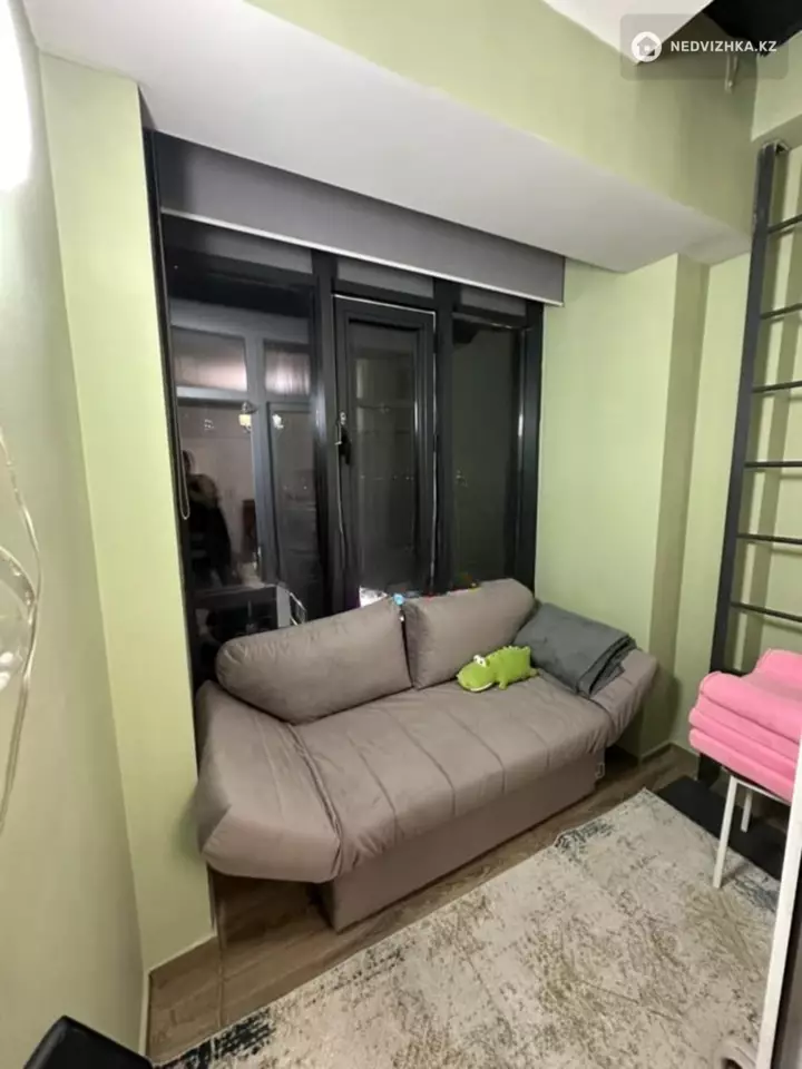 1-комнатная квартира, этаж 6 из 9, 40 м², фотография 3