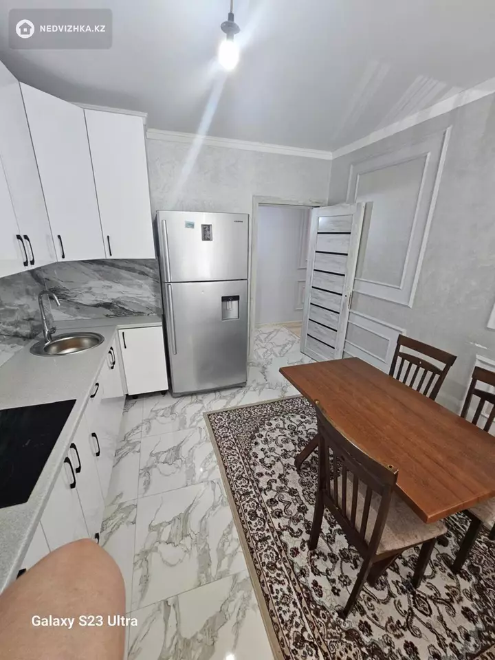 2-комнатная квартира, этаж 3 из 12, 60 м², фотография 5