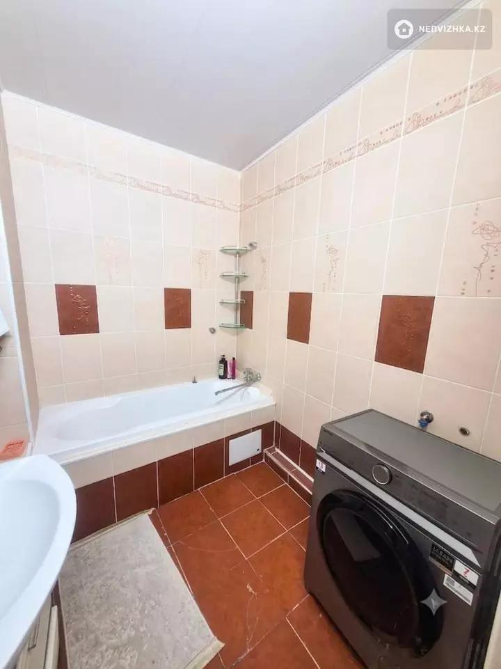 3-комнатная квартира, этаж 2 из 16, 88 м², фотография 5