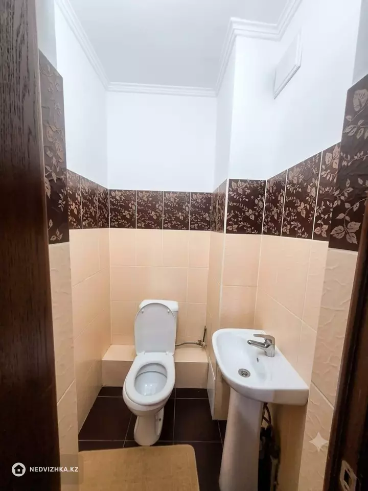 3-комнатная квартира, этаж 2 из 16, 88 м², фотография 4