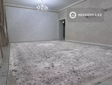 4-комнатная квартира, этаж 6 из 8, 162 м²
