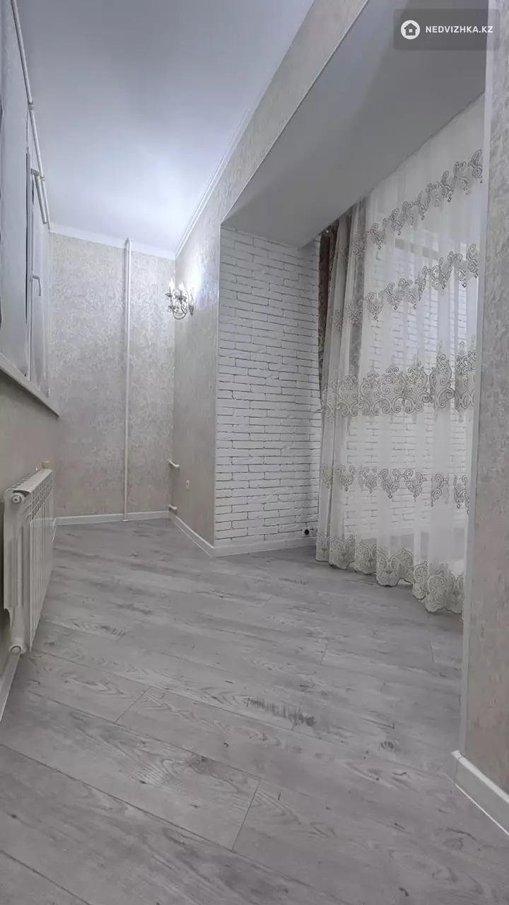 4-комнатная квартира, этаж 6 из 8, 162 м², фотография 5