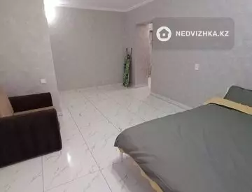 3-комнатная квартира, этаж 9 из 9, 61 м²