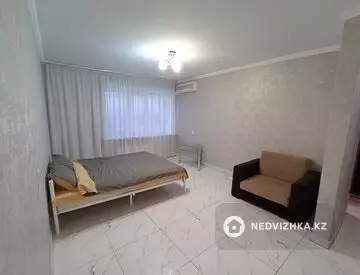 3-комнатная квартира, этаж 9 из 9, 61 м²