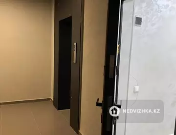 3-комнатная квартира, этаж 4 из 7, 90 м², миниатюра 11