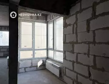 3-комнатная квартира, этаж 4 из 7, 75 м²