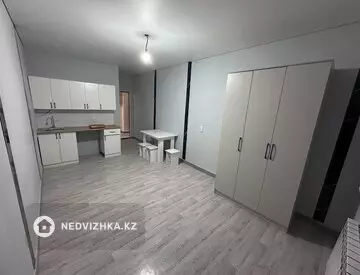 Офис, Склад и др., этаж 1 из 2, 253 м²