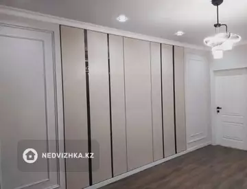 2-комнатная квартира, этаж 7 из 12, 57 м²