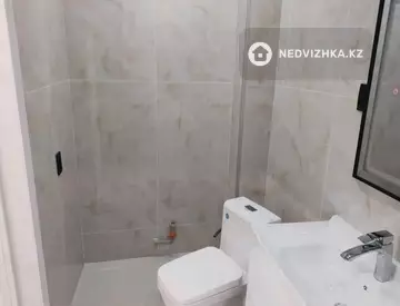 2-комнатная квартира, этаж 7 из 12, 57 м², миниатюра 9