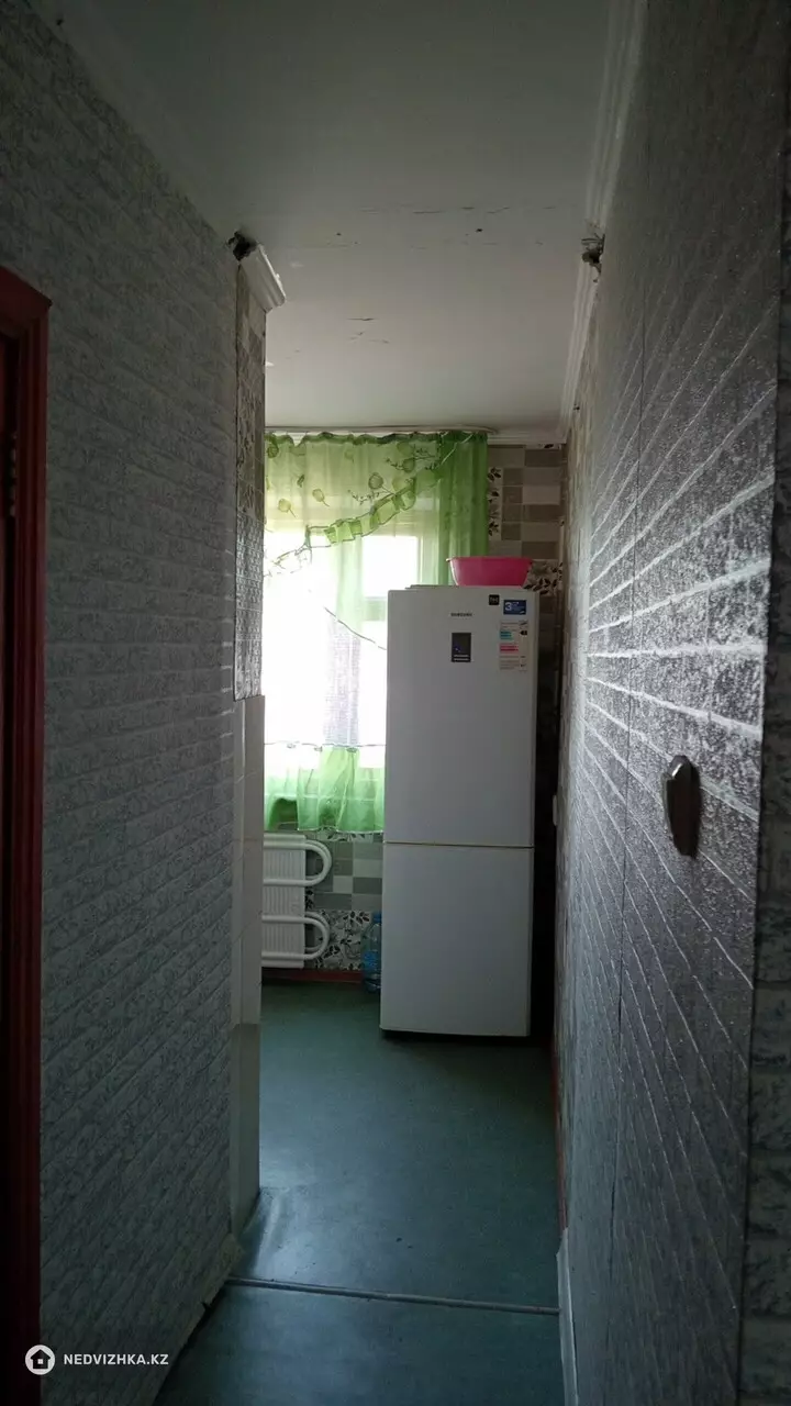 3-комнатная квартира, этаж 4 из 5, 57 м², фотография 3
