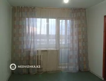 3-комнатная квартира, этаж 4 из 5, 57 м²