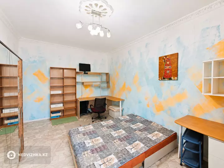 2-комнатная квартира, этаж 6 из 9, 56 м², фотография 5