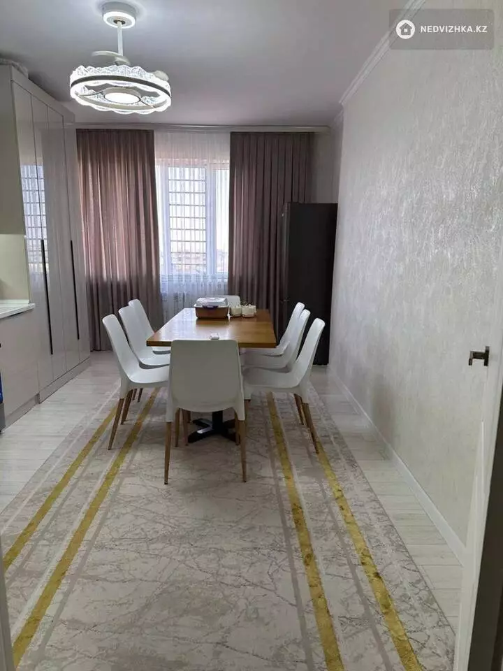 1-комнатная квартира, этаж 9 из 9, 47 м², фотография 3