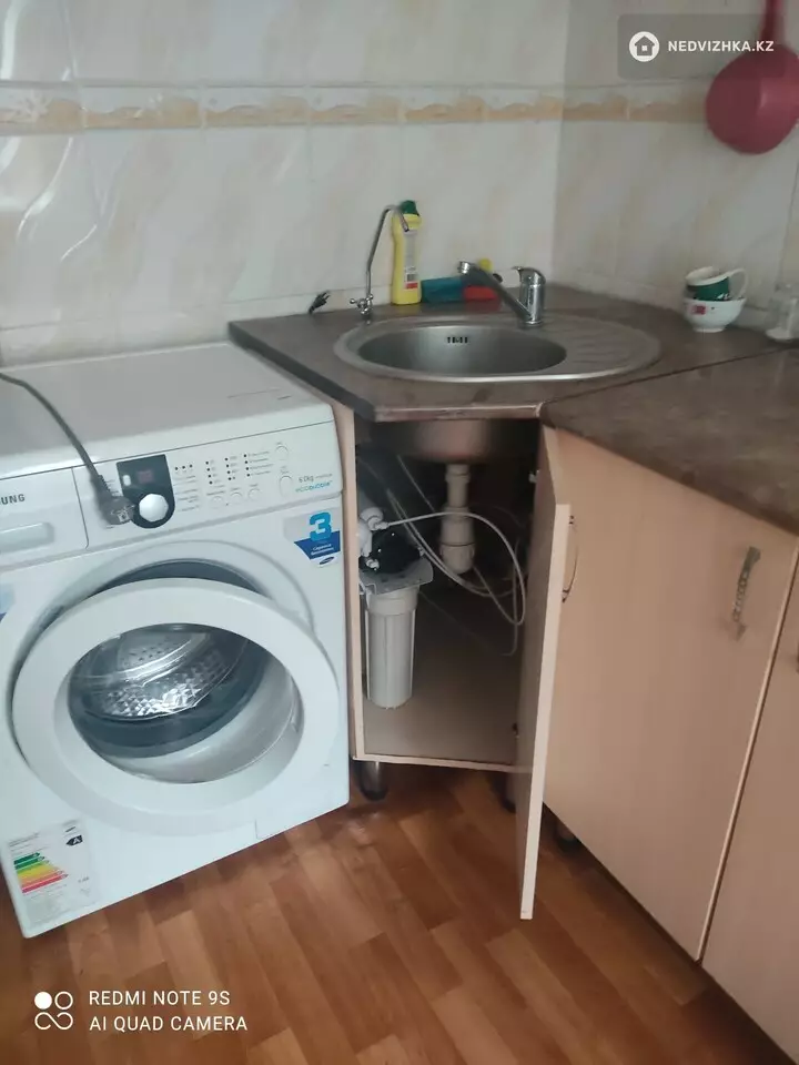 3-комнатная квартира, этаж 3 из 5, 58 м², На длительный срок, фотография 3
