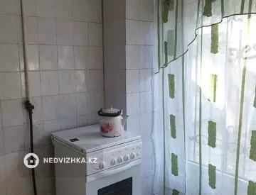3-комнатная квартира, этаж 1 из 4, 66 м²