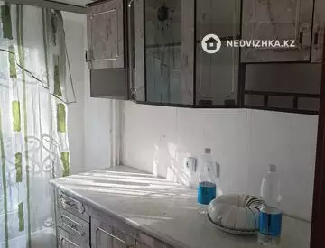 3-комнатная квартира, этаж 1 из 4, 66 м²