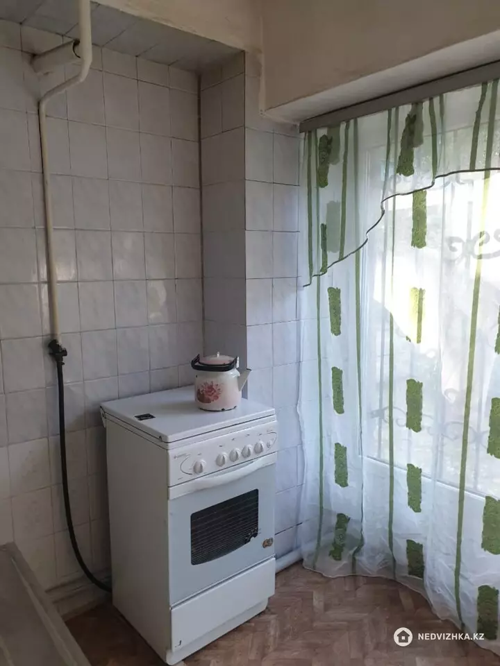 3-комнатная квартира, этаж 1 из 4, 66 м², фотография 3