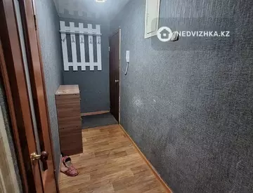 2-комнатная квартира, этаж 4 из 5, 48 м², На длительный срок