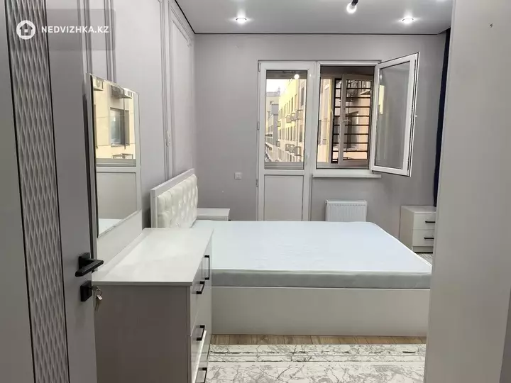 2-комнатная квартира, этаж 11 из 16, 60 м², На длительный срок, фотография 2