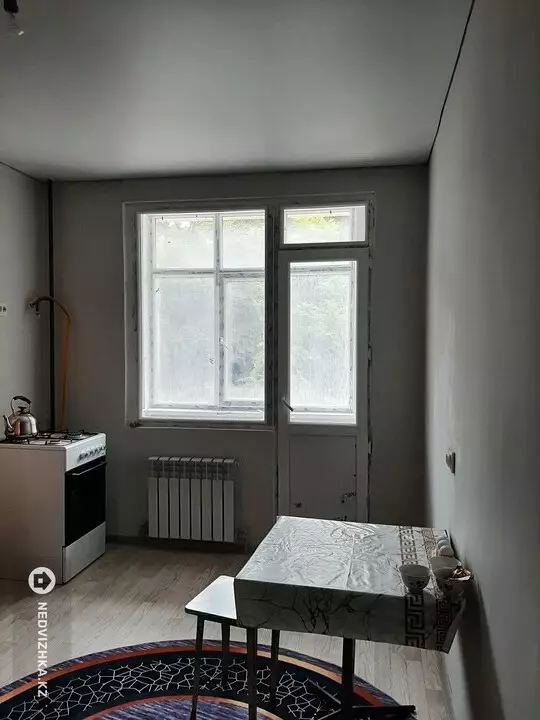 1-бөлмелі пәтер, қабат 1 барлық қабат саны 5, 37 м², На длительный срок, 2-фотосурет