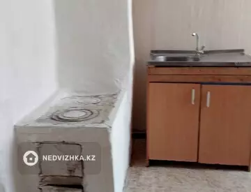 2-комнатная часть дома, 1 соток, 27 м², На длительный срок