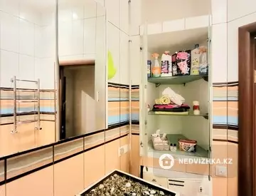 3-комнатная квартира, этаж 2 из 3, 82 м²
