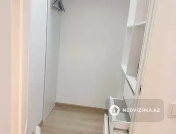 1-комнатная квартира, этаж 7 из 9, 41 м², миниатюра 7