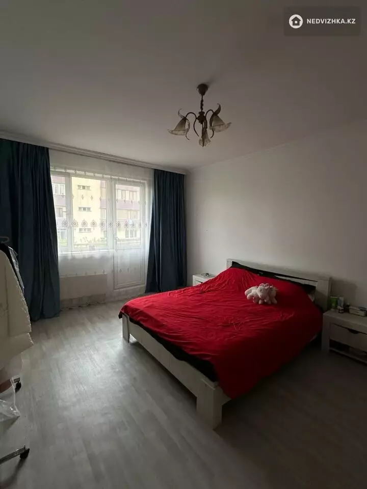 3-комнатная квартира, этаж 2 из 5, 78 м², фотография 5