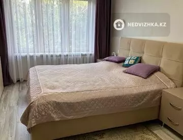 3-комнатная квартира, этаж 4 из 4, 63 м², Посуточно