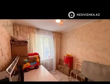 3-комнатная квартира, этаж 4 из 5, 56 м²