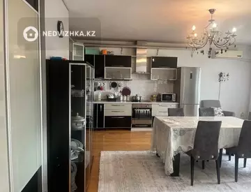 3-комнатная квартира, этаж 5 из 5, 82 м²